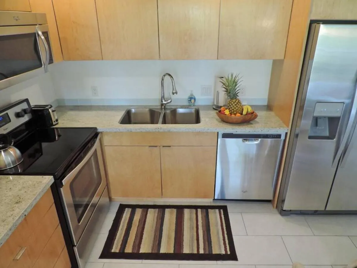 Spacious Townhouse By The Beach Kahuku 0*,